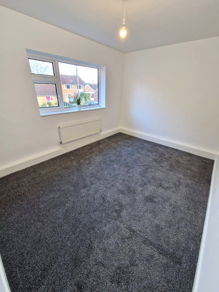 Dinnington, Sheffield 3 Bed SemiDetached House, Byron Road, S25 To