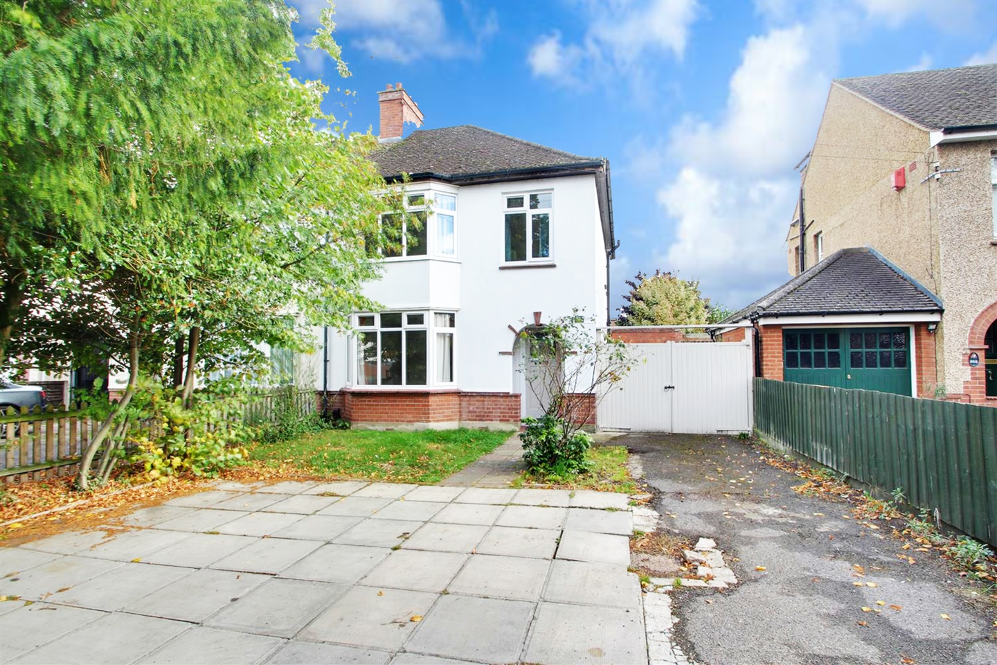 Bedford 3 Bed SemiDetached House, Goldington Road, MK41 To Rent Now for £2,000.00 p/m
