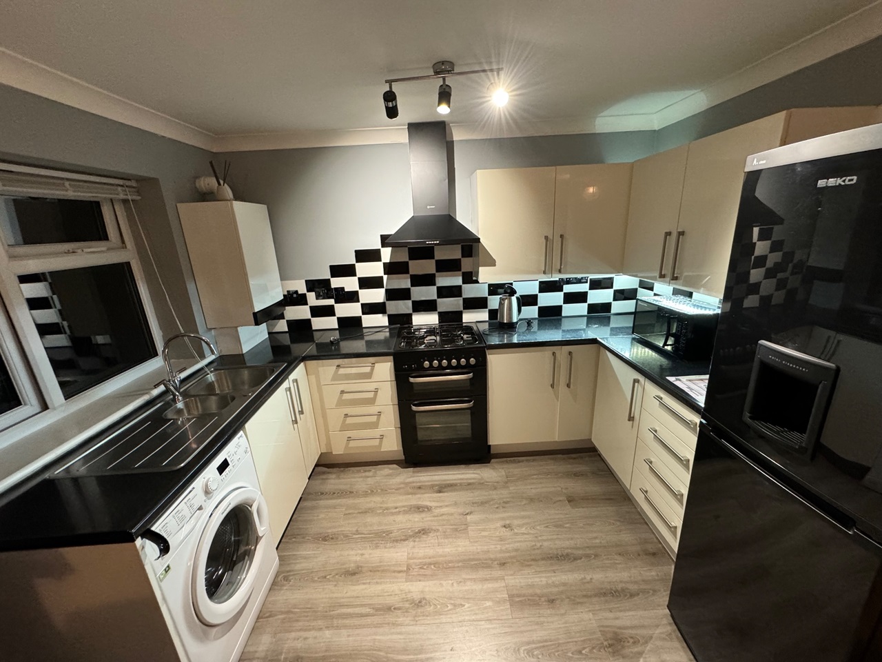 Bedworth Studio Flat, Furnace Road, CV12 To Rent Now for £650.00 p/m