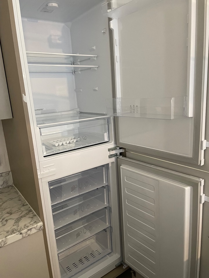 Dukinfield 2 Bed Flat, Astley Street, SK16 To Rent Now for £700.00 p/m