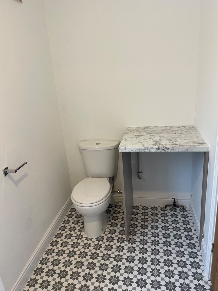 Dukinfield 2 Bed Flat, Astley Street, SK16 To Rent Now for £700.00 p/m