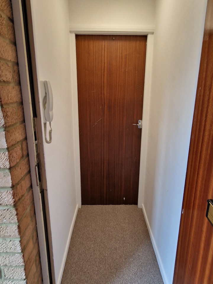 Welwyn Garden City Studio Flat, Panshanger, AL7 To Rent Now for £