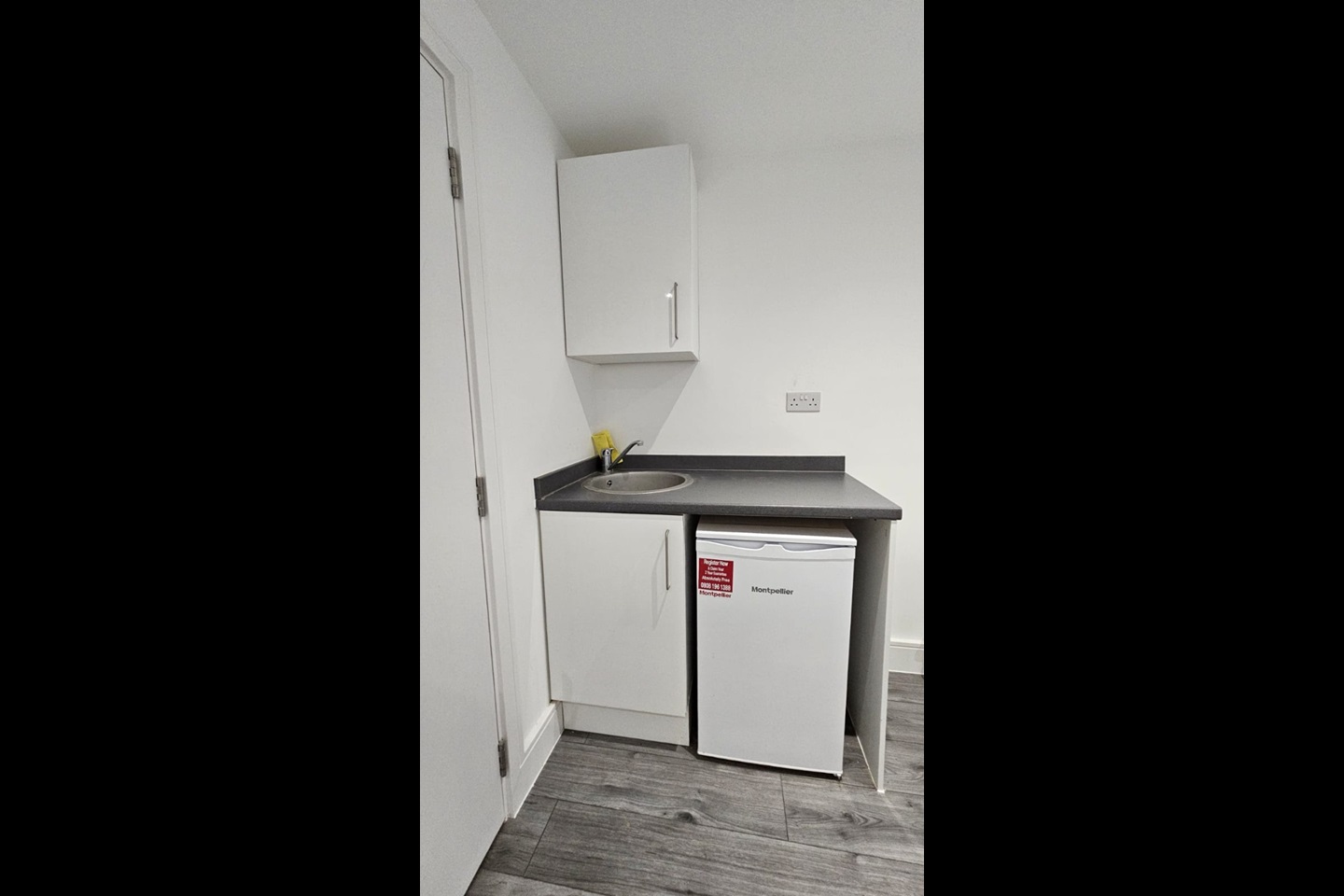 Potters Bar Studio Flat, Willow Way, EN6 To Rent Now for £1,067.04 p/m