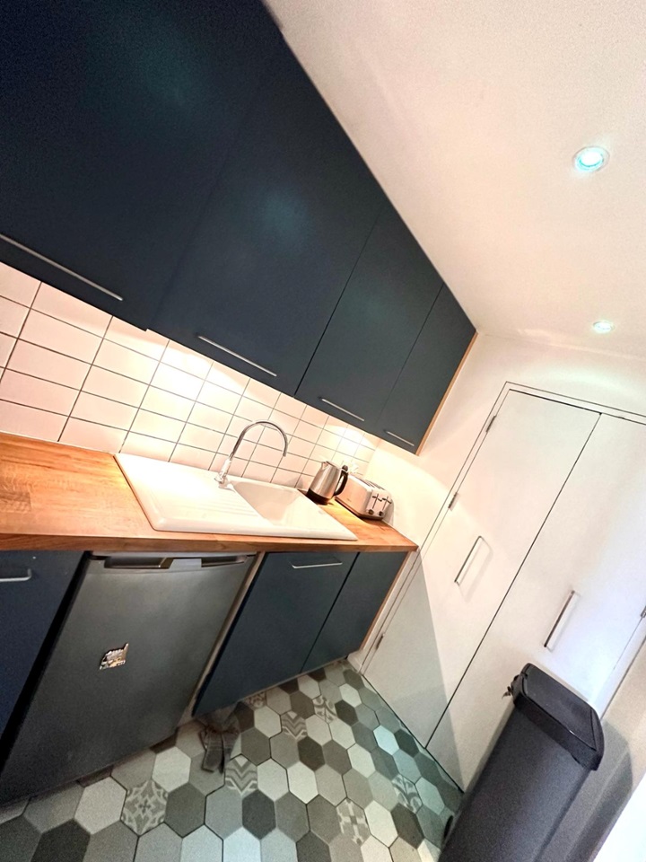 Manchester 2 Bed Flat, Britannia Mills, M15 To Rent Now for £1,295.