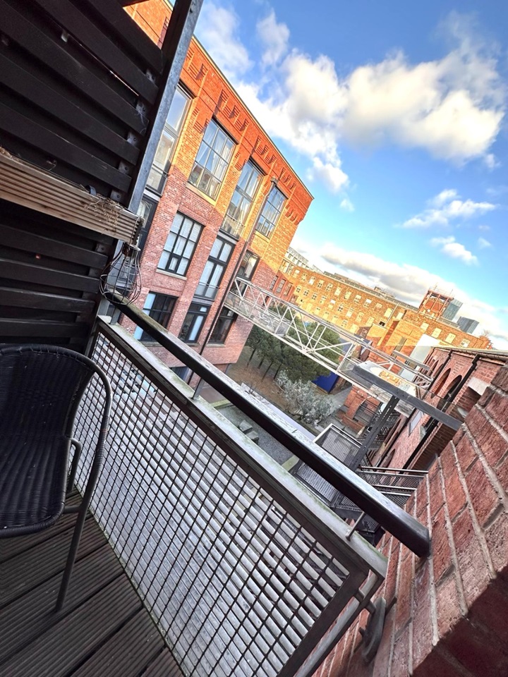 Manchester 2 Bed Flat, Britannia Mills, M15 To Rent Now for £1,295.