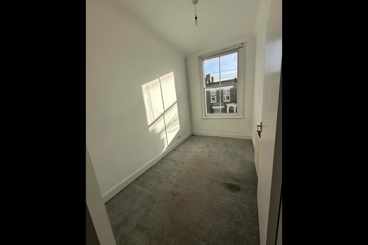 London 4 Bed Blurton Road, E5 To Rent Now for £3,000.00 p/m