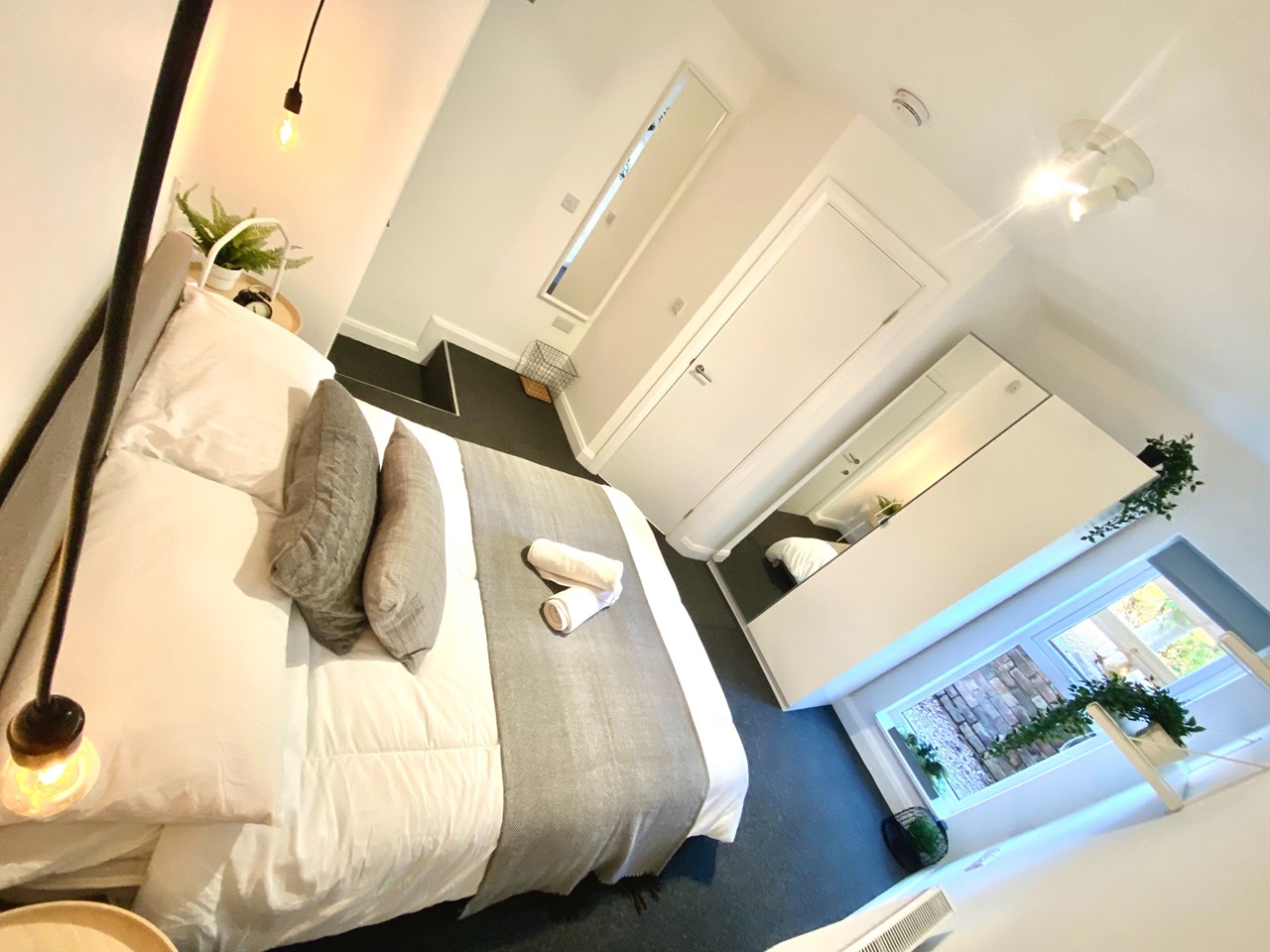 Tamworth Room in a Shared House, Amington Road, B77 To Rent Now for