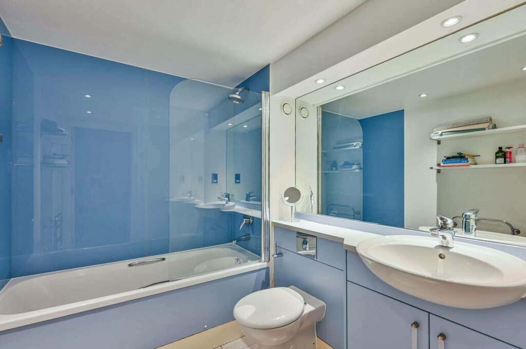 Canary Wharf 1 Bed Flat, Orion Point 7 Crews Street, E14 To Rent