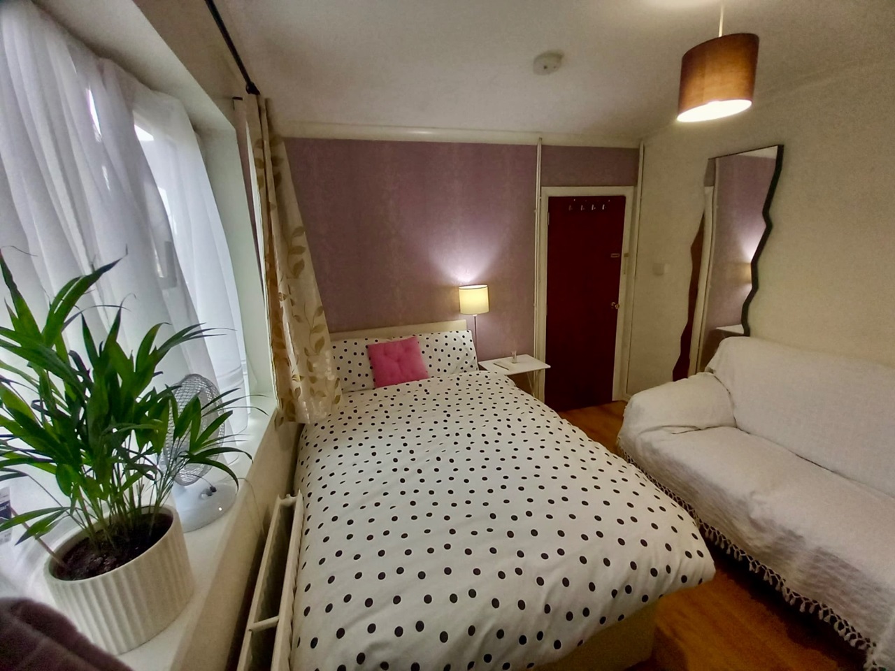 Stanmore Room in a Shared House, Eaton Close, HA7 To Rent Now for £