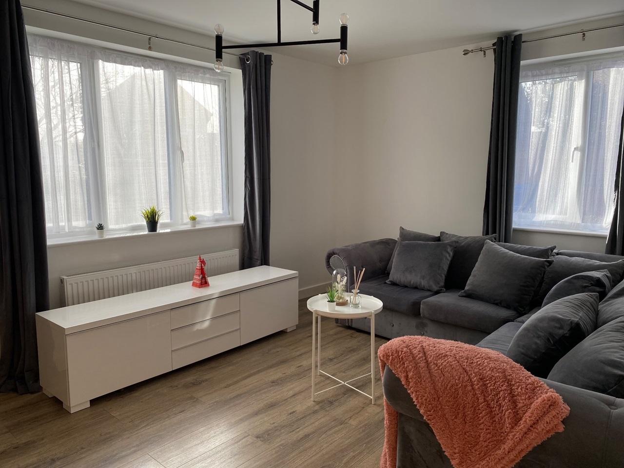 South Woodham Ferrers, Chelmsford 2 Bed Flat, Littlecroft, CM3 To