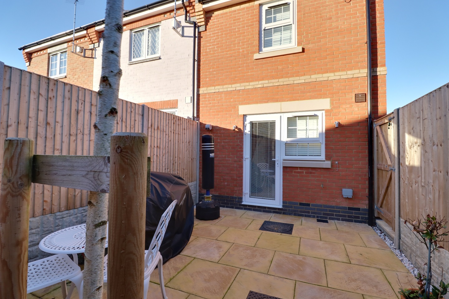 Kibworth, Leicester 2 Bed SemiDetached House, Isabel Lane, LE8 To Rent Now for £1,095.00 p/m