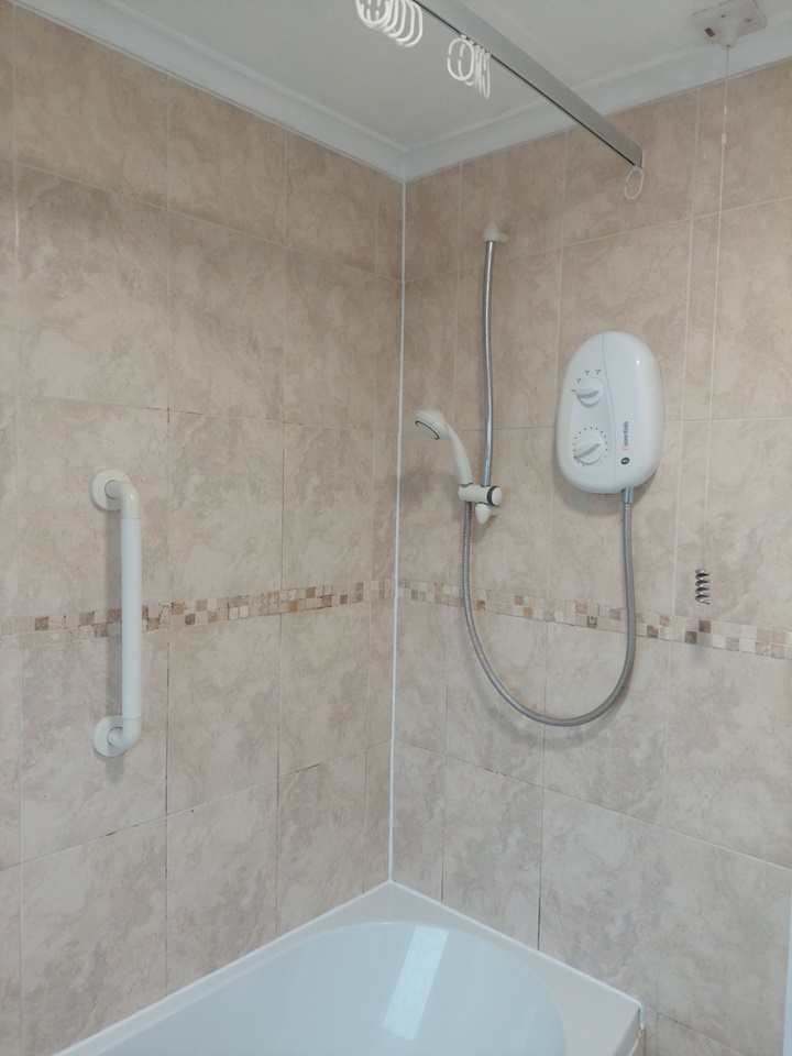 Farington, Leyland 3 Bed Terraced House, Woodville Street, PR25 To