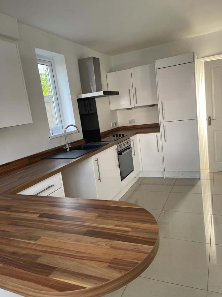 Orrell, Wigan 3 Bed SemiDetached House, Redwood Avenue, WN5 To Rent Now for £850.00 p/m