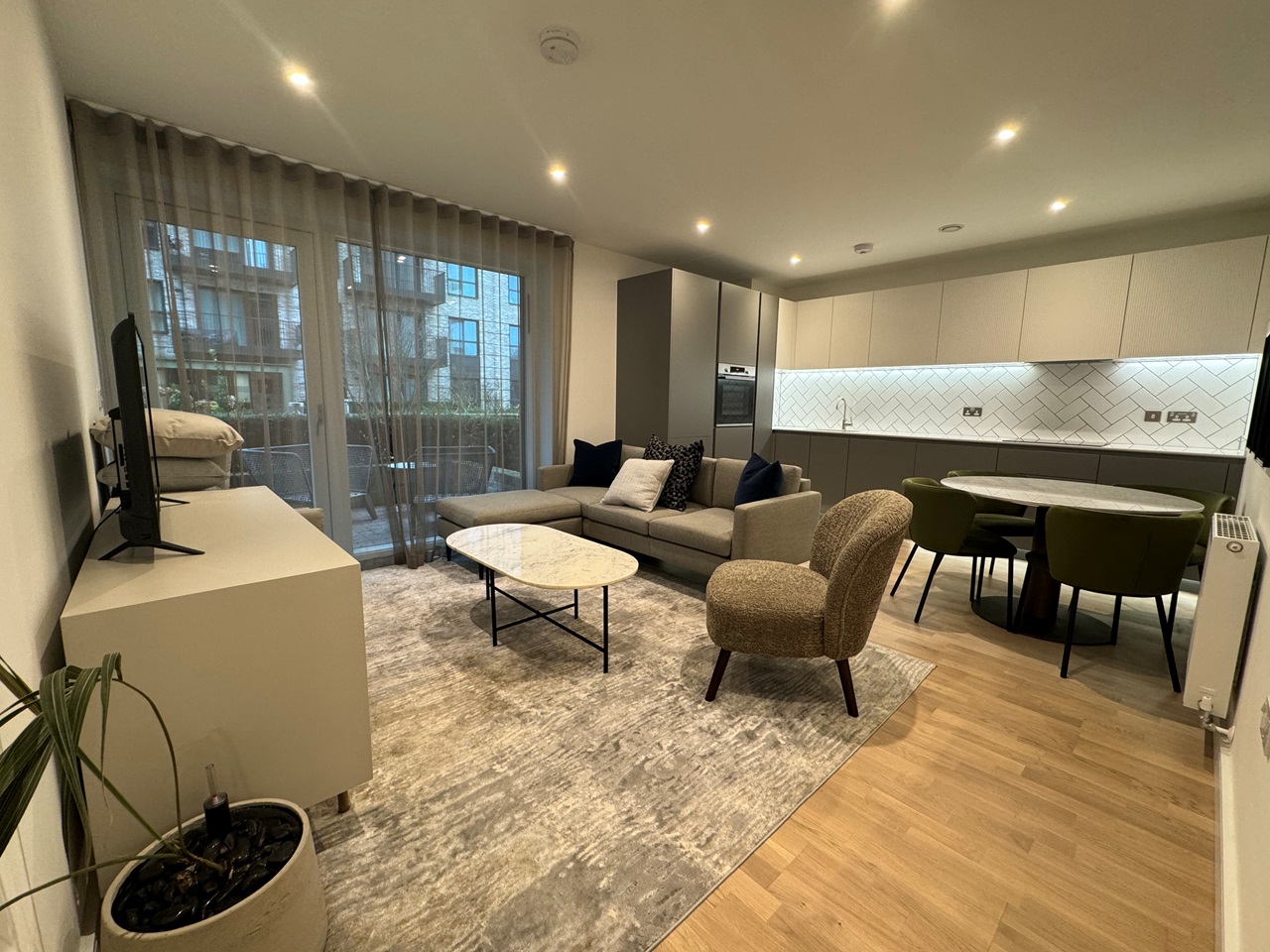 Southall 2 Bed Flat, Watson House, UB1 To Rent Now for £1,980.00 p/m