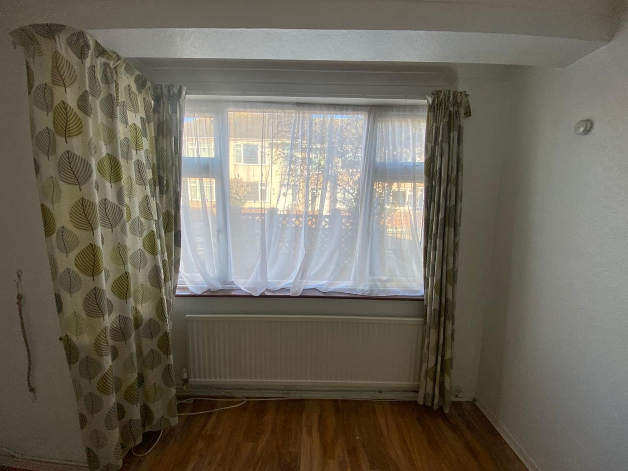 Aveley, South Ockendon 3 Bed Terraced House, Stanford Gardens, RM15