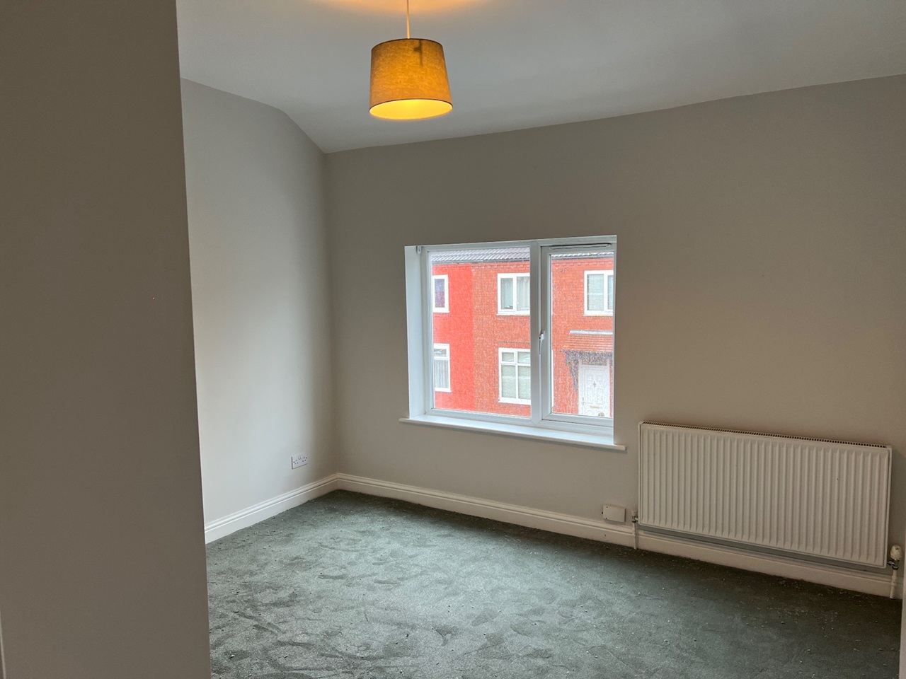 Stockport 2 Bed SemiDetached House, Islington Road, SK2 To Rent