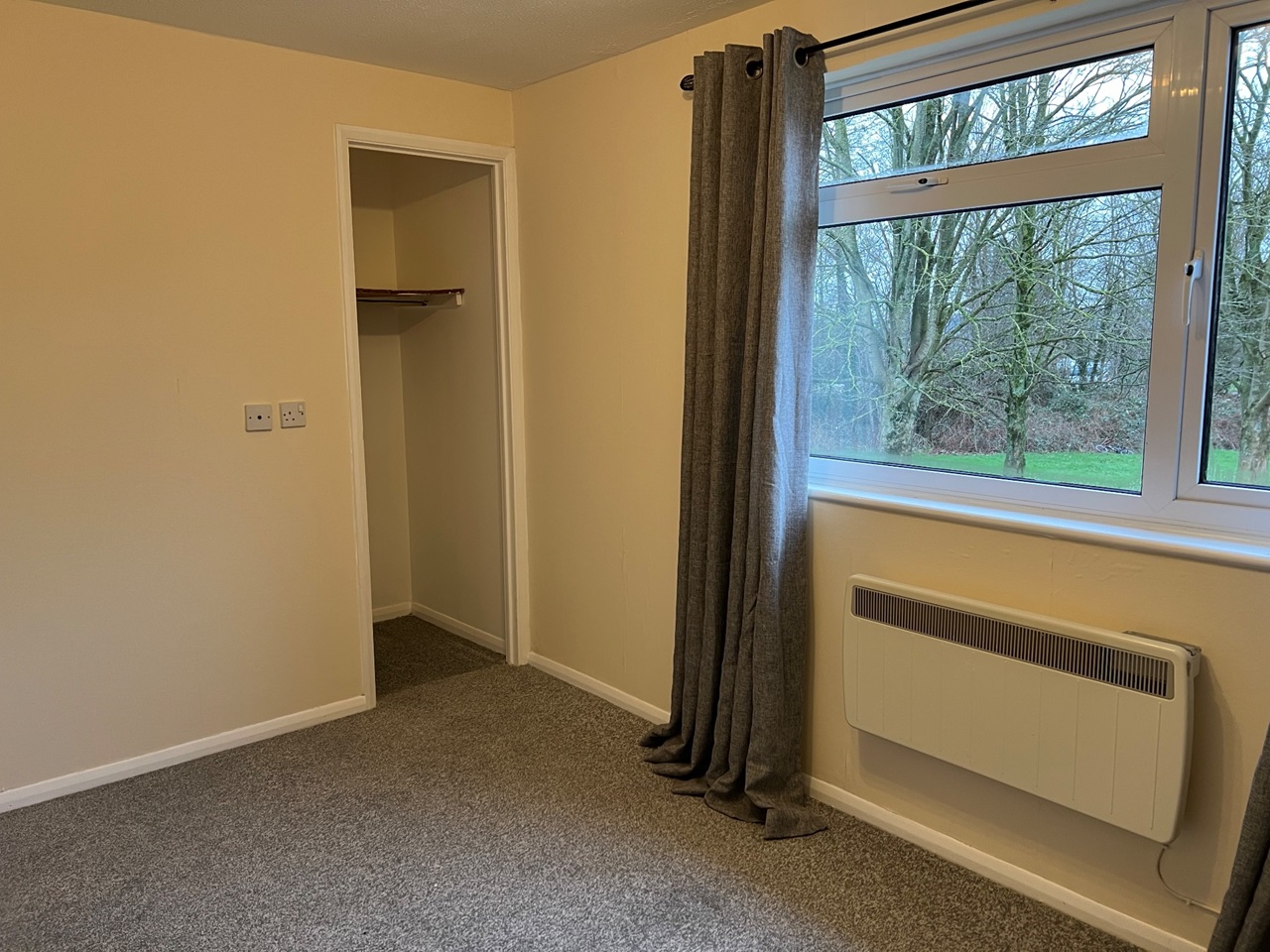 Chippenham 1 Bed Flat, Roman Way, SN15 To Rent Now for £750.00 p/m