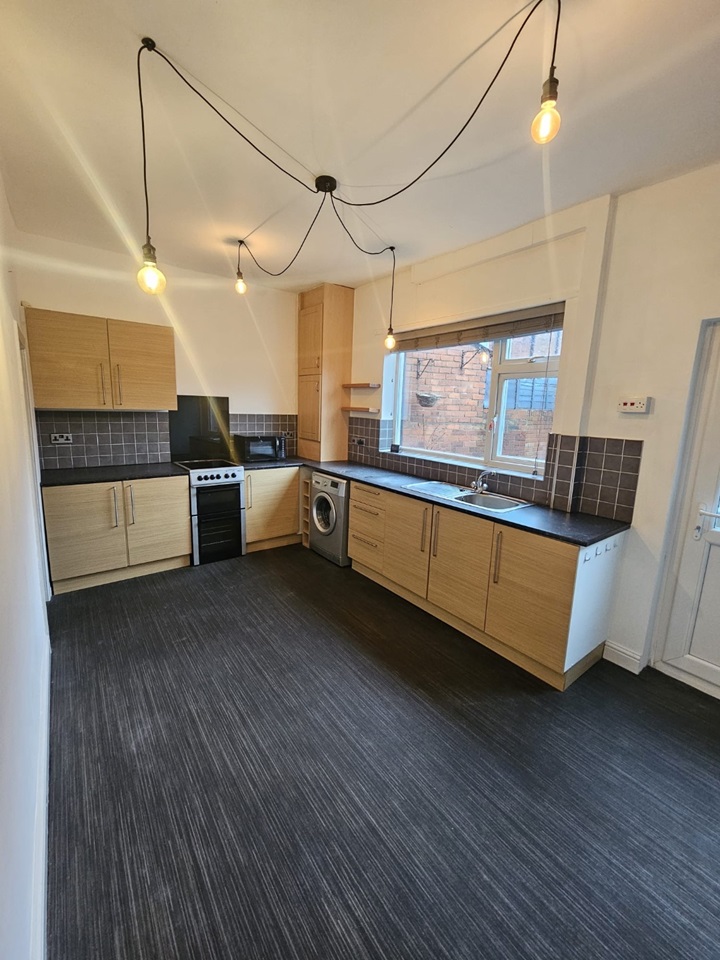 Wigan 2 Bed Terraced House, Kendal Street, WN6 To Rent Now for £750.00 p/m