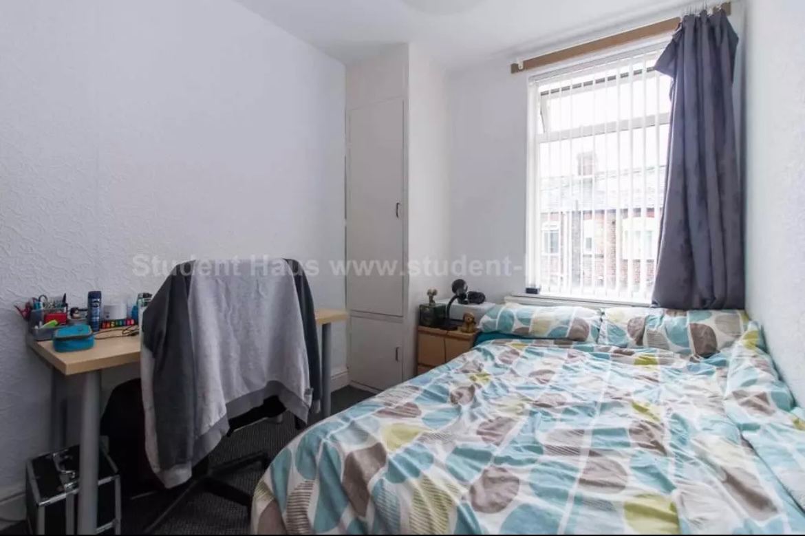 Salford 3 Bed Terraced House, Gerald Road, M6 To Rent Now for £563.