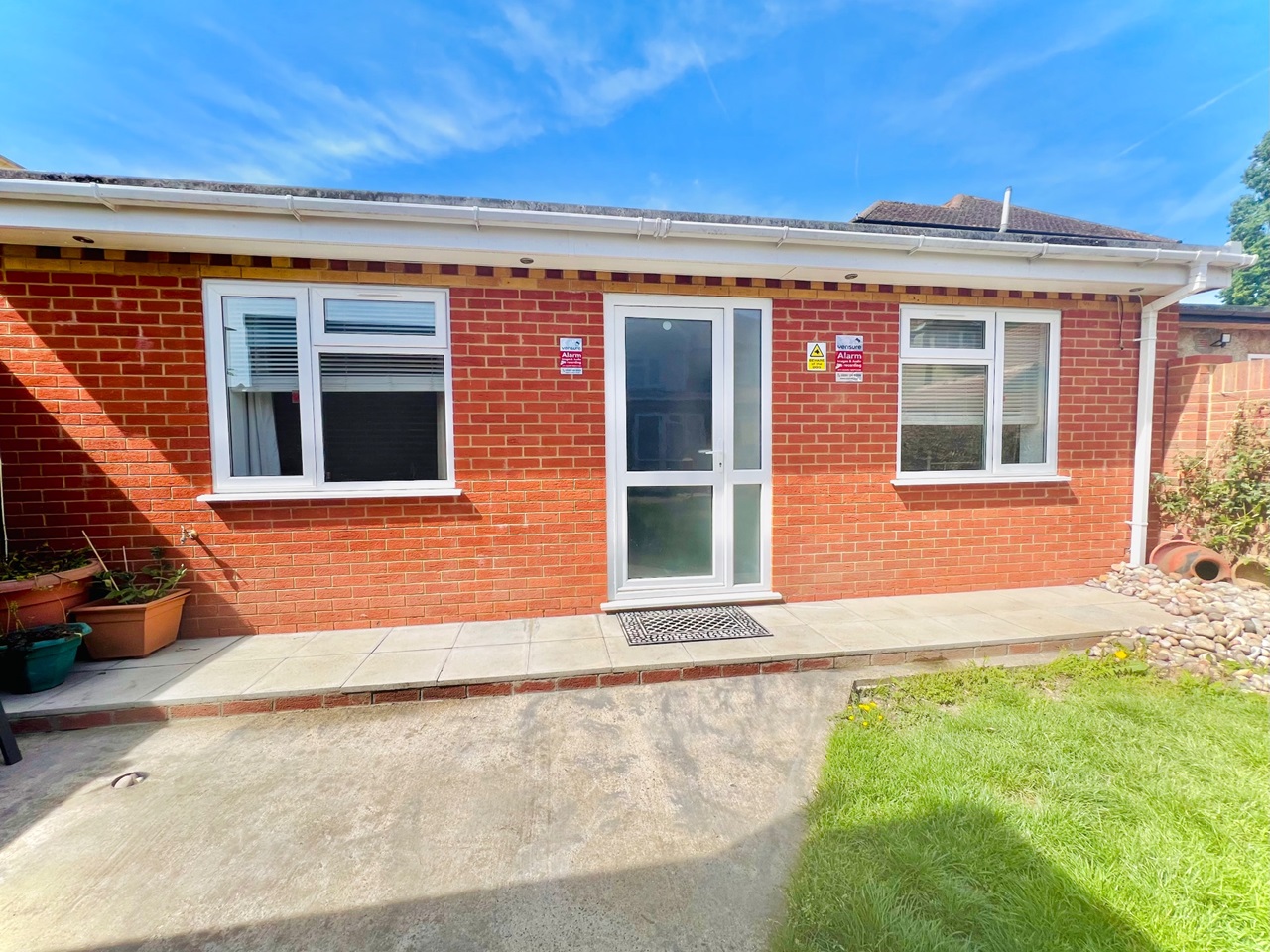 Hounslow 2 Bed Flat, Hounslow, TW4 To Rent Now for £2,000.00 p/m