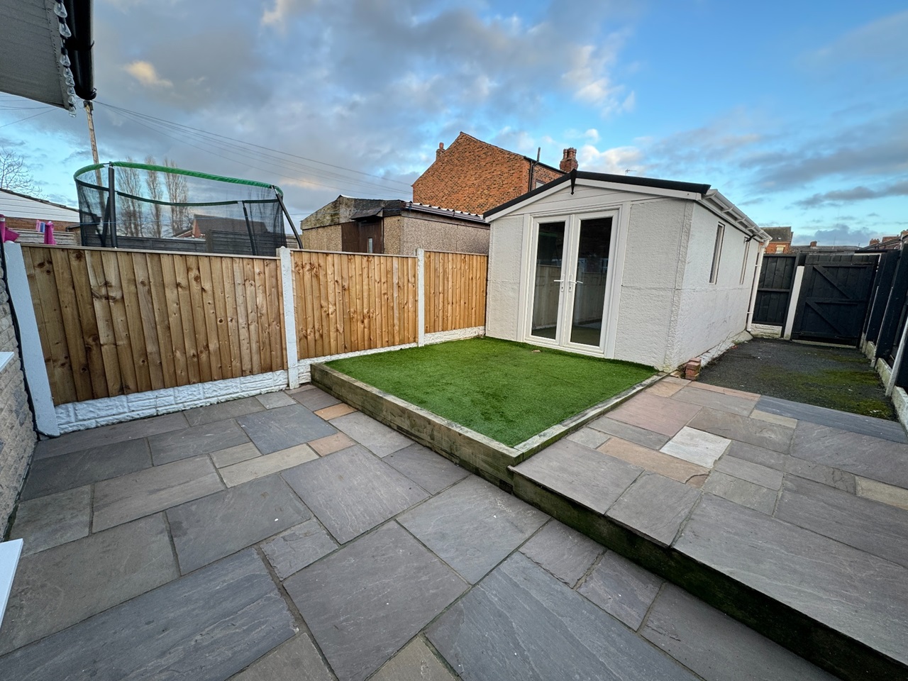 Bamber Bridge, Preston 3 Bed Terraced House, Old Hall Drive, PR5 To