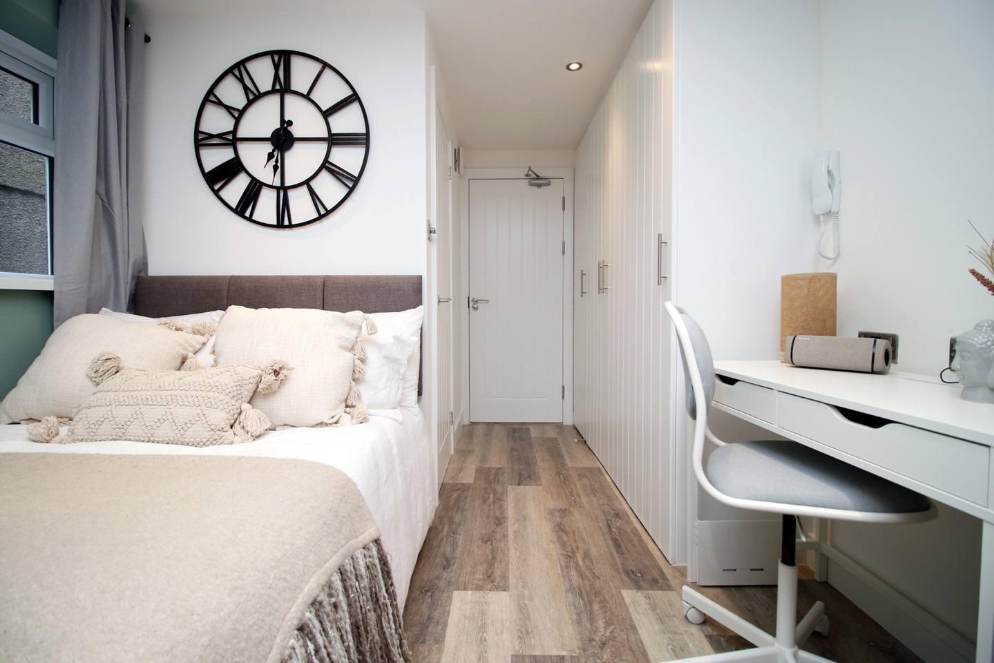 Swansea 1 Bed Flat, City Centre, SA1 To Rent Now for £650.00 p/m