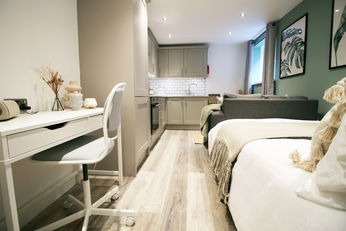 Swansea 1 Bed Flat, City Centre, SA1 To Rent Now for £650.00 p/m