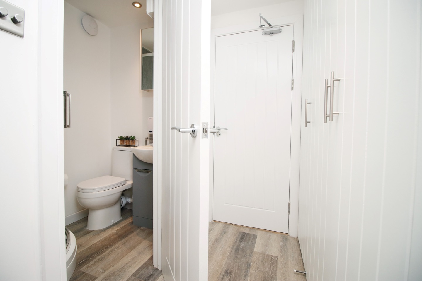 Swansea 1 Bed Flat, City Centre, SA1 To Rent Now for £650.00 p/m