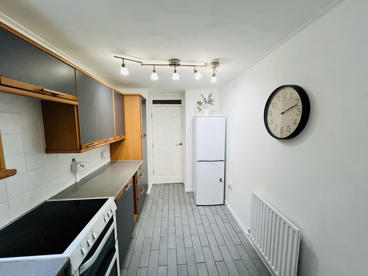 Nottingham 2 Bed Flat, Redcliffe Road, NG3 To Rent Now for £1,000.00 p/m