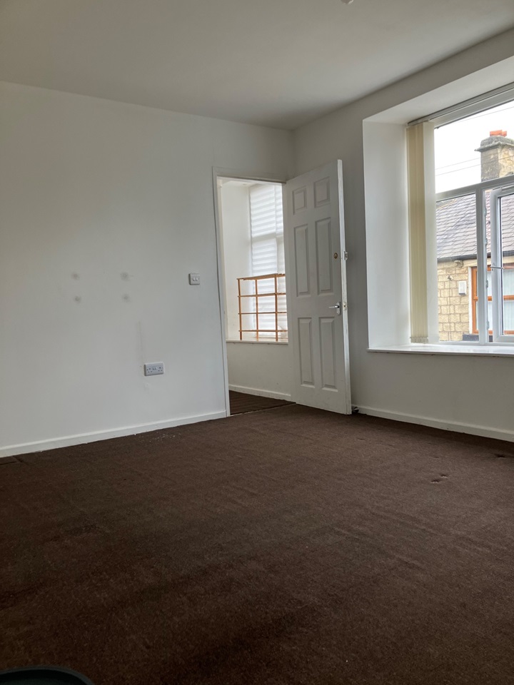 Ramsbottom, Bury 2 Bed Holt Street West, BL0 To Rent