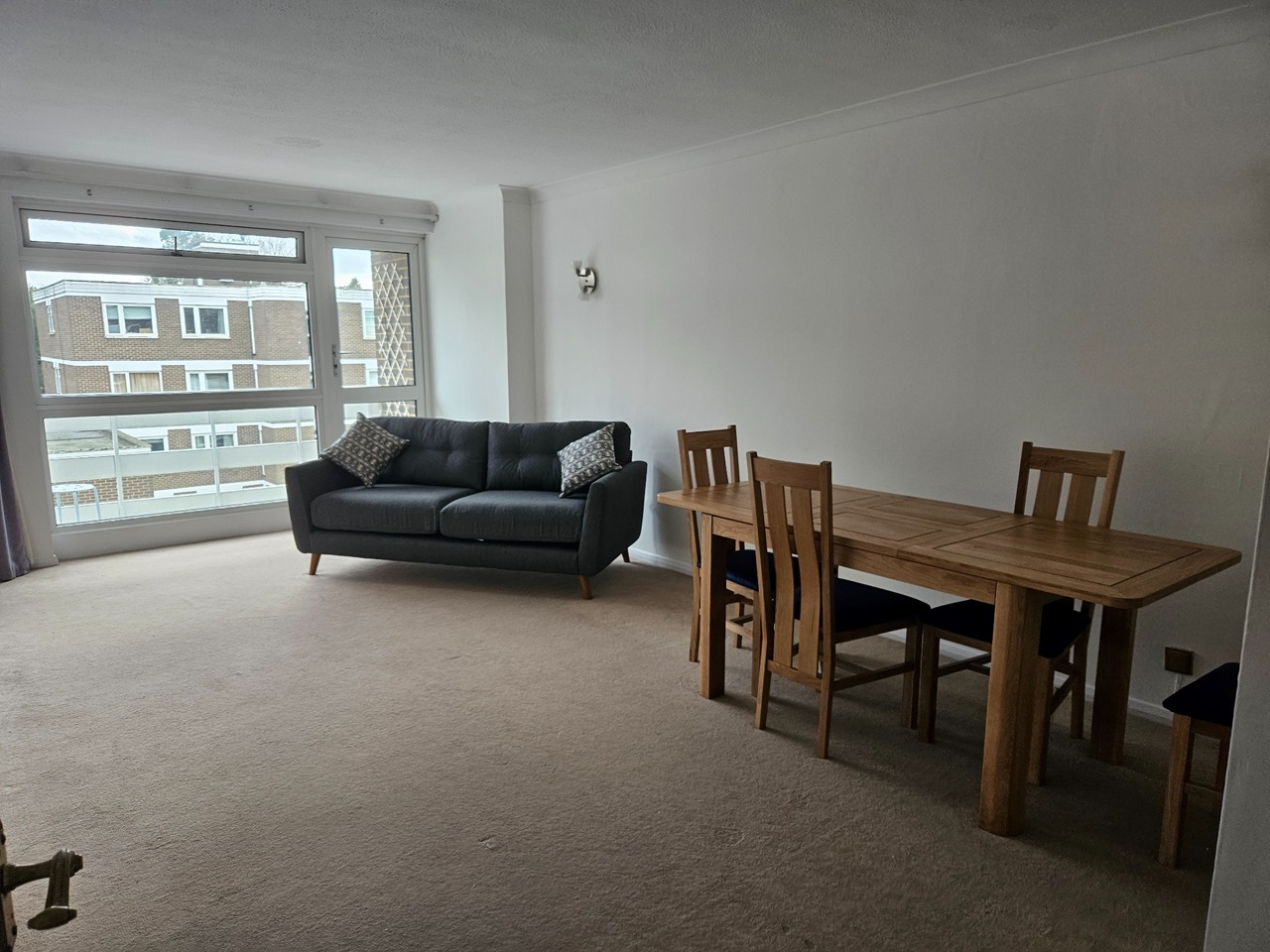 Surbiton 2 Bed Flat, Close, KT6 To Rent Now for £1,750.00 p/m