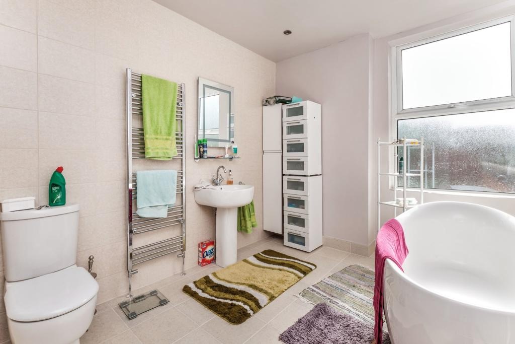 Balsall Heath, Birmingham 5 Bed Terraced House, Street, B12