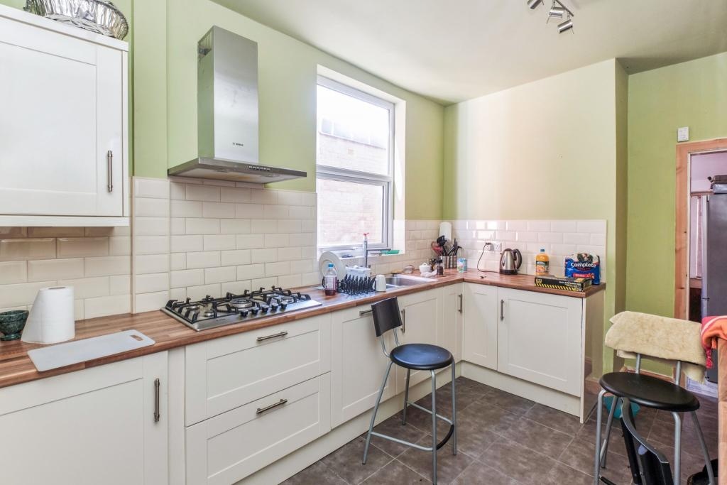 Balsall Heath, Birmingham 5 Bed Terraced House, Street, B12