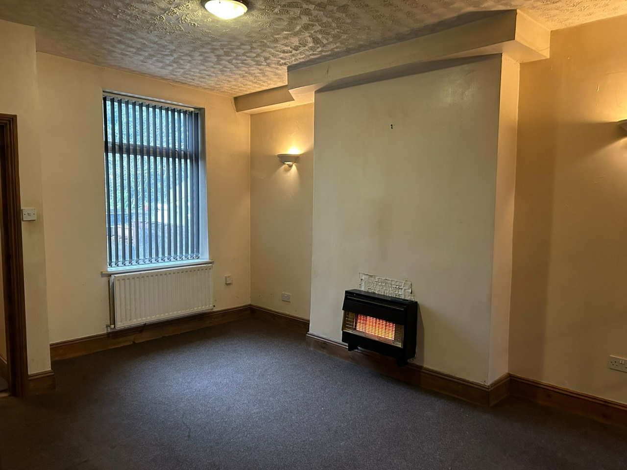 Burnley 4 Bed Terraced House, Coal Clough Lane, BB11 To Rent Now