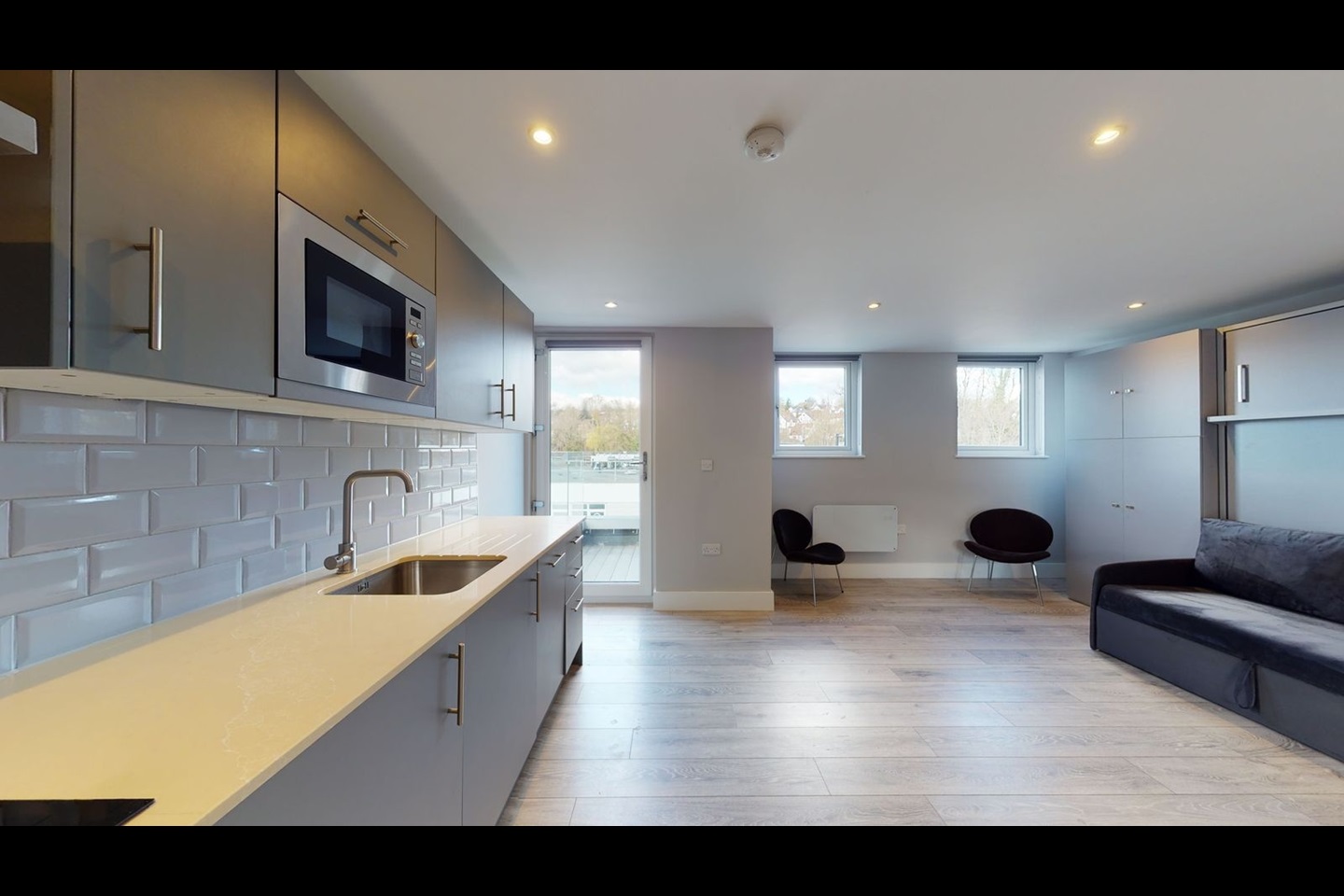 Coulsdon Studio Flat, Avenir Heights, CR5 To Rent Now for £1,250.00 p/m