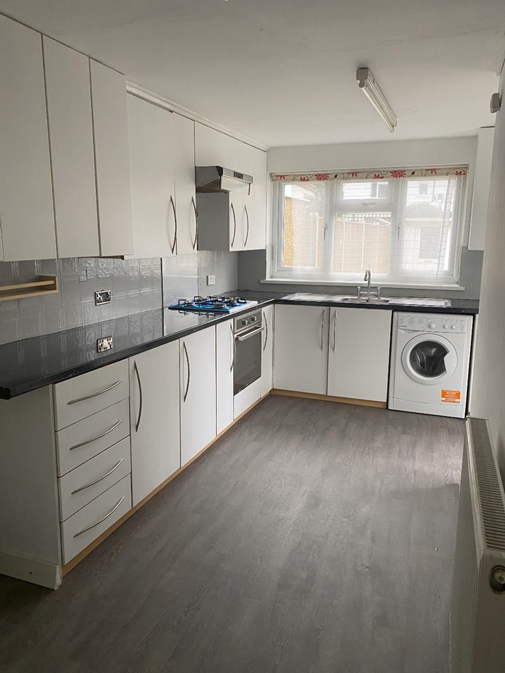 Croydon 5 Bed Terraced House, Brockenhurst Road, CR0 To Rent Now