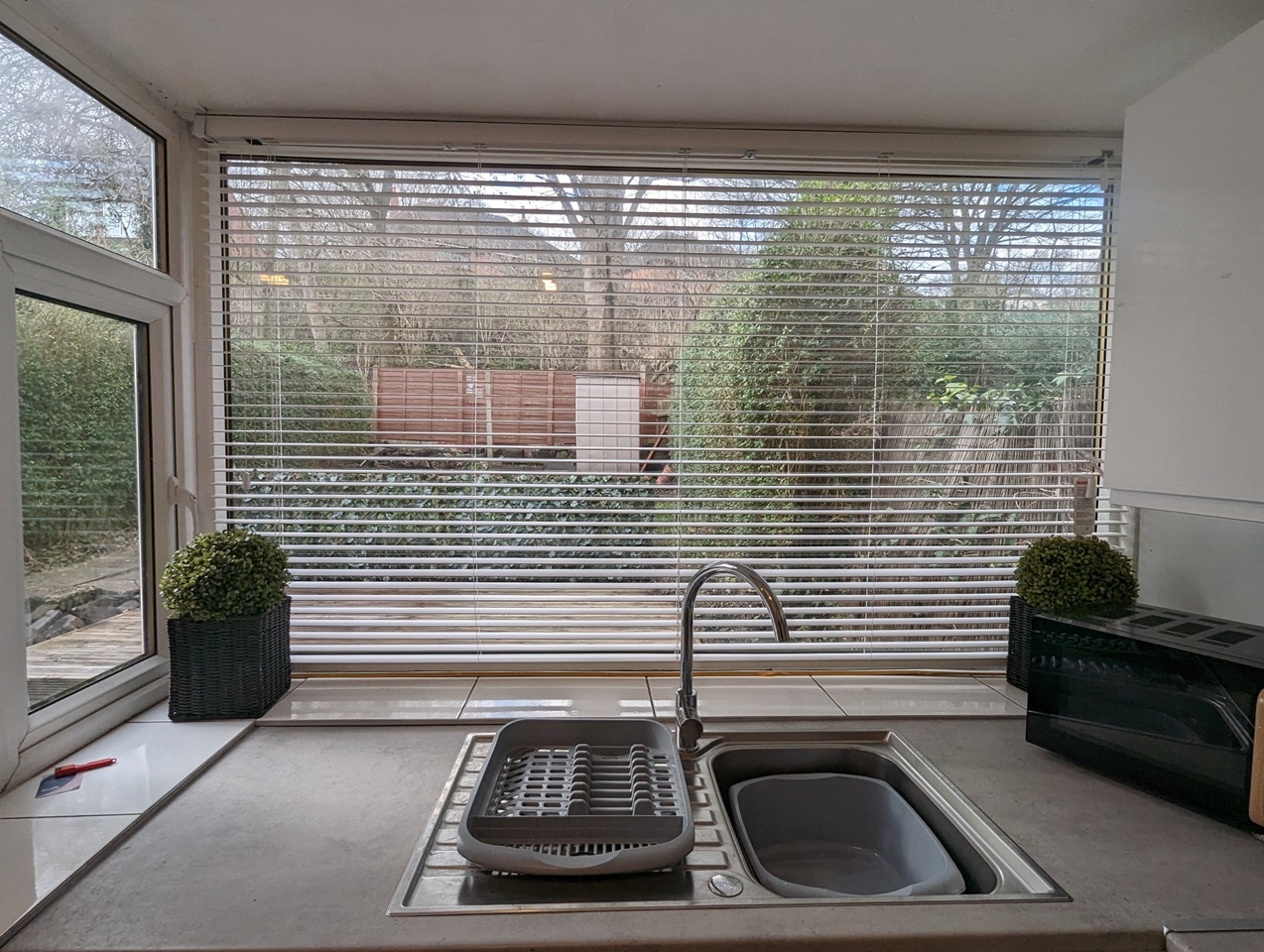 StokeOnTrent 2 Bed SemiDetached House, Leek Road, ST4 To Rent