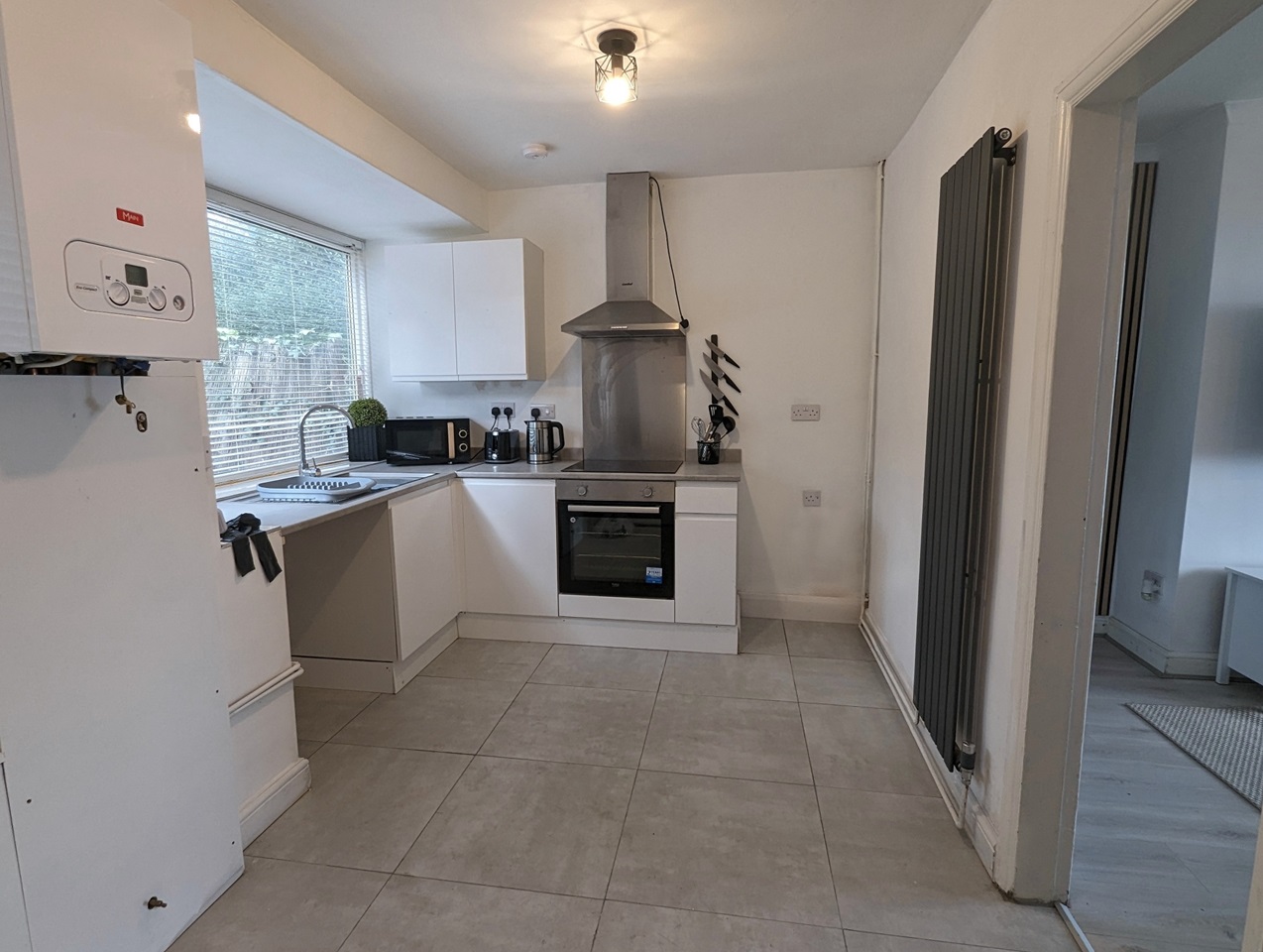 StokeOnTrent 2 Bed SemiDetached House, Leek Road, ST4 To Rent