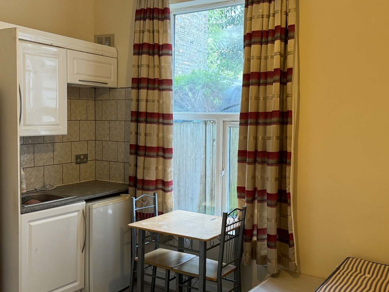 London Studio Flat, Langham Road, N15 To Rent Now for £995.00 p/m