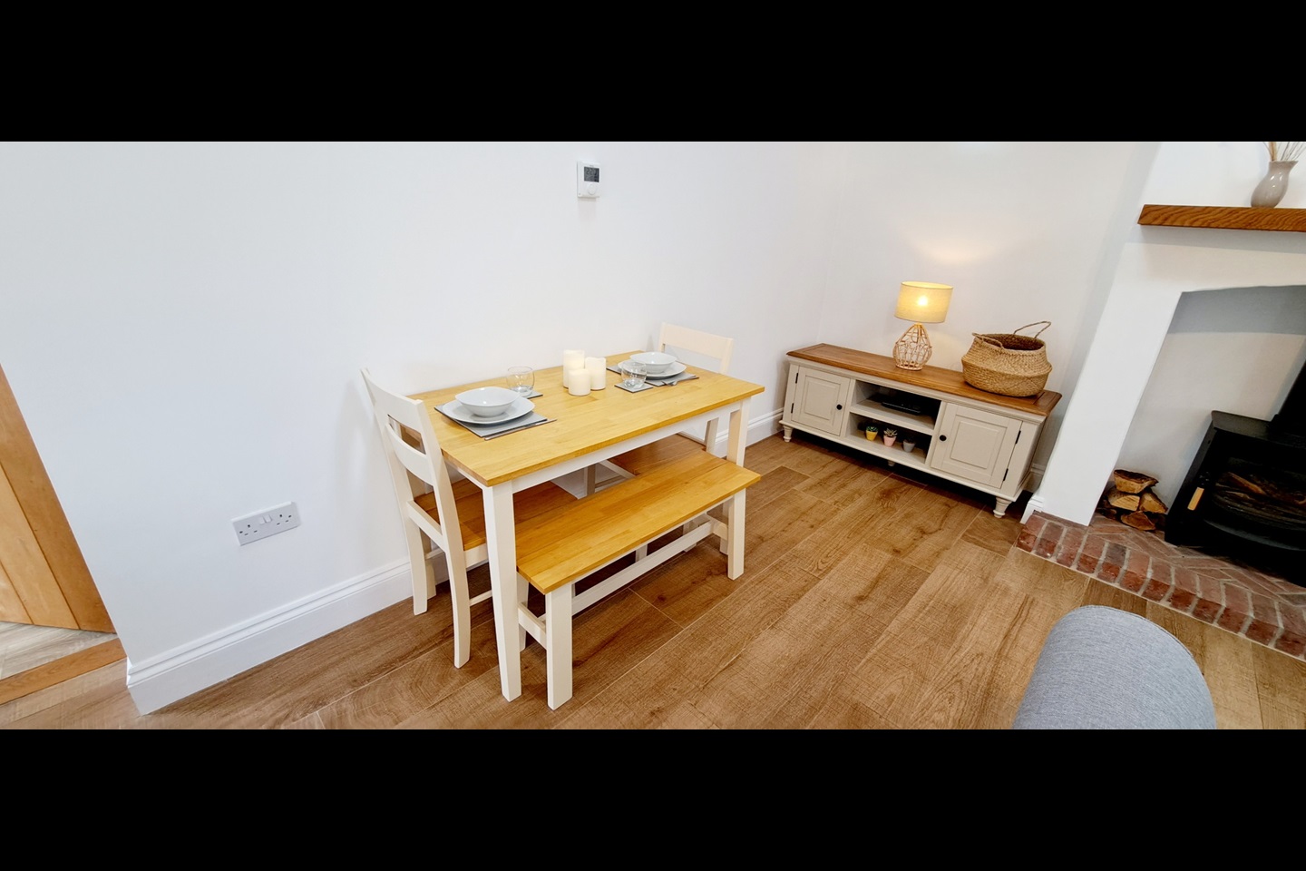 Waltham, Southampton 1 Bed Detached House, White Horse