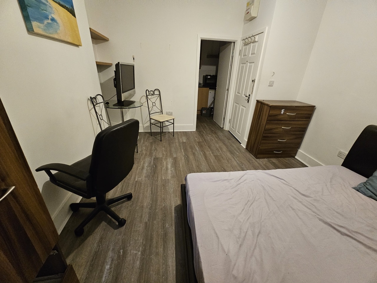 Harlesden Willesden Brent London Studio Flat, Harlesden Willesden