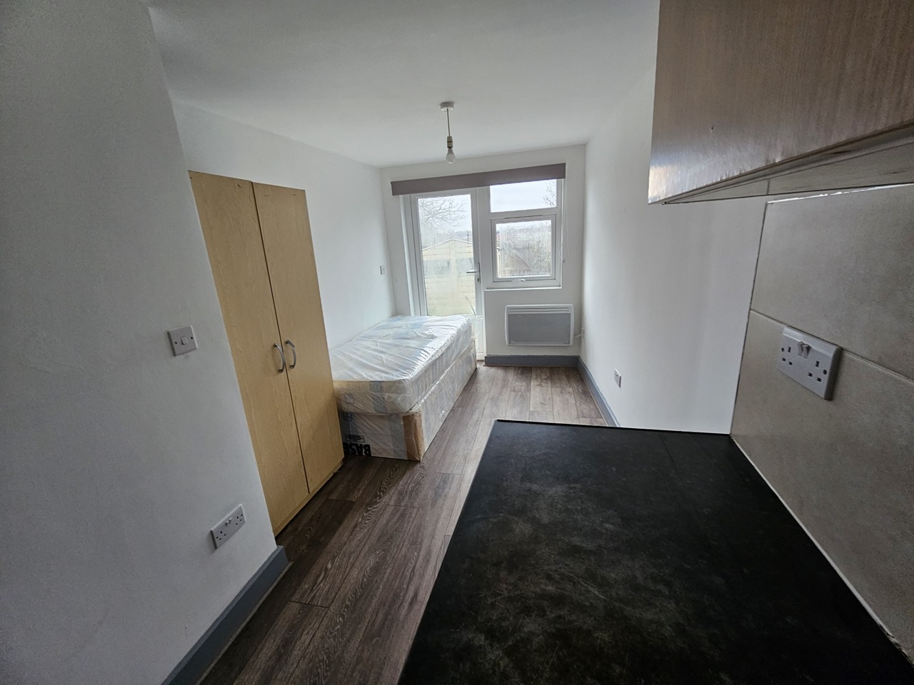 Perivale Greenford Ealing London Studio Flat, Perivale Greenford
