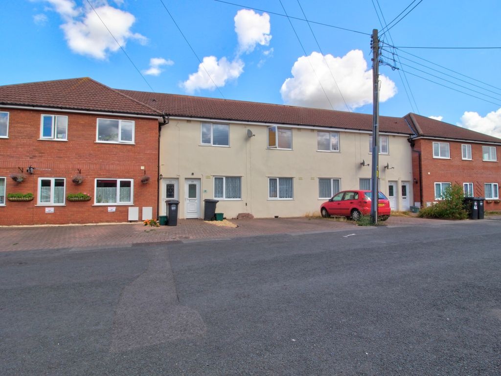 Yatton, Bristol 2 Bed Flat, Horsecastle Farm Road, BS49 To Rent Now