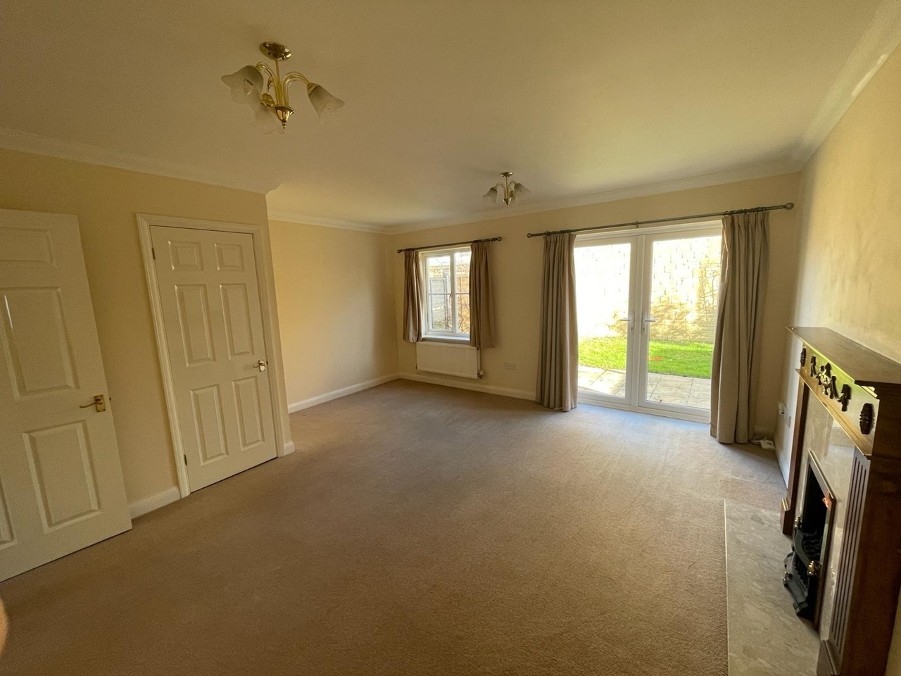 Ilminster 3 Bed SemiDetached House, Fairfield, TA19 To Rent Now