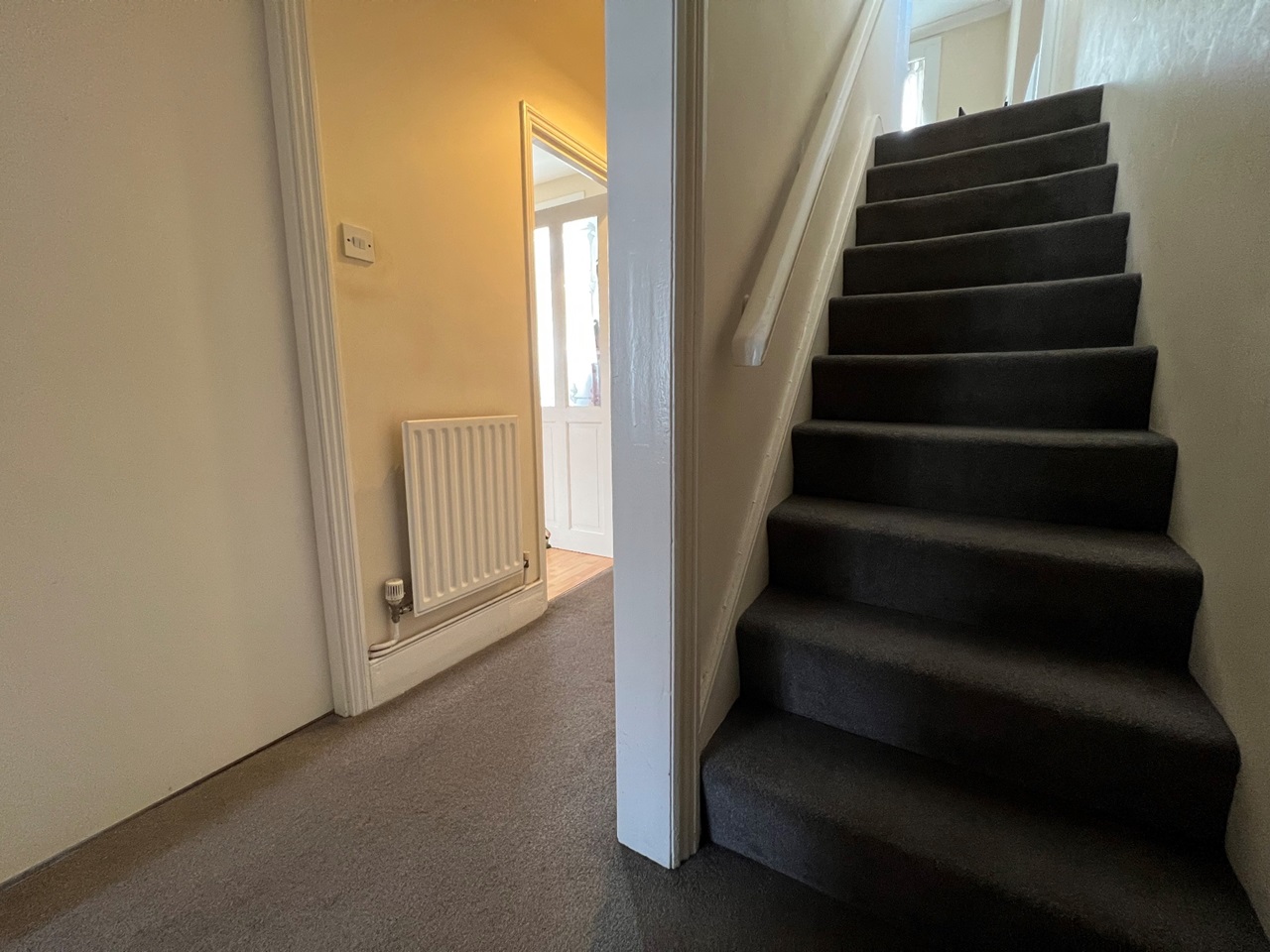 London 2 Bed Flat, Palmers Green, N13 To Rent Now for £1,650.00 p/m