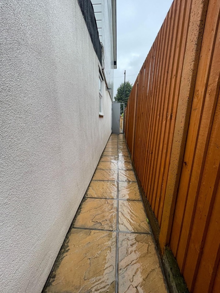 Enfield 2 Bed SemiDetached House, Bilton Way, EN3 To Rent Now for