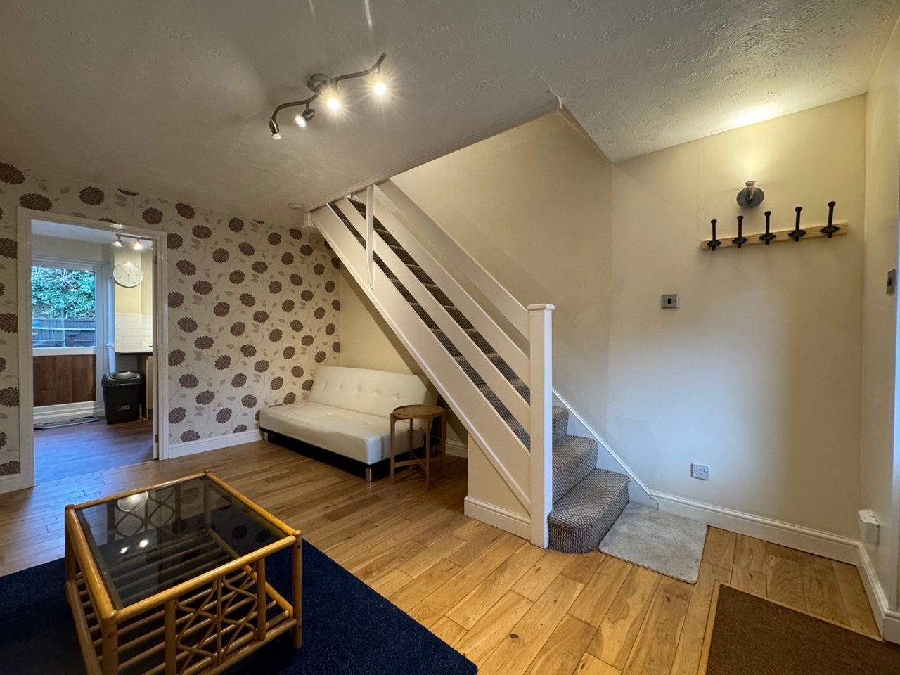 Bletchley, Milton Keynes 2 Bed Terraced House, Bosworth Close, MK3