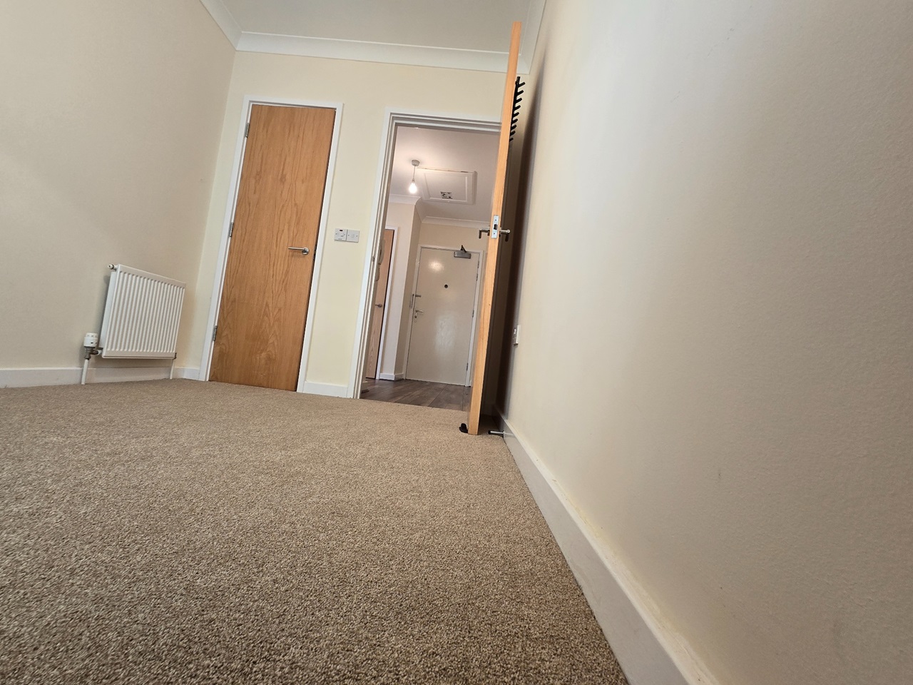 Edgware 2 Bed Flat, Haley Court, HA8 To Rent Now for £1,590.00 p/m