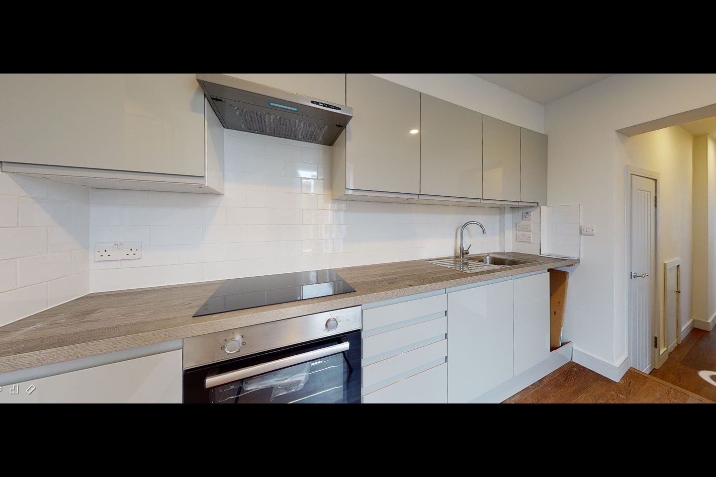 Whyteleafe 1 Bed Flat, Godstone Road, CR3 To Rent Now for £1,400.00 p/m