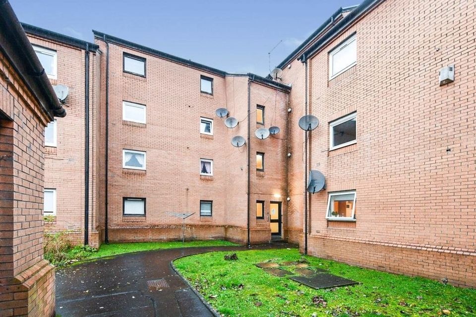 Glasgow 2 Bed Flat, Forbes Drive, G40 To Rent Now for £1,000.00 p/m